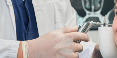 Оториноларингология