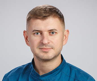 Сиканов  Роман Юрьевич