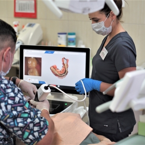 Новое оборудование в «ЛОДЭ»: Сканер CEREC Primescan AC – новые возможности в ортопедической стоматологии